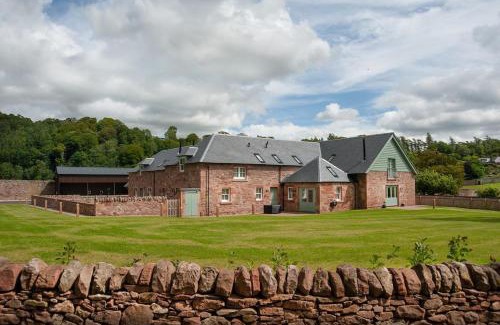 Melrose House | Family-Friendly Retreat at Dryburgh Steading Two
