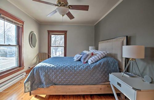 Lake Geneva House | Downtown Lake Geneva Getaway: Walk to Beach & Restaurants