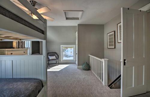 Lake Geneva House | Downtown Lake Geneva Getaway: Walk to Beach & Restaurants
