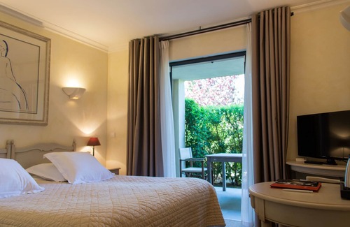 Paradou Hotel | Relax at Du Côté des Olivades - 4-Star Spa & Pool Retreat