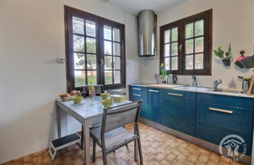 Lancieux House | Relax at Du Corps de Garde with Oceanfront Amenities