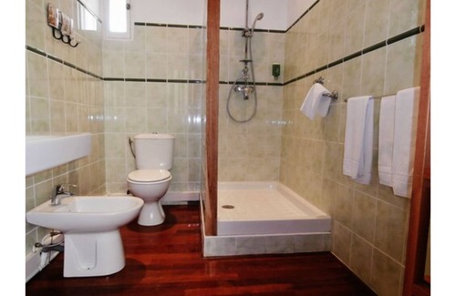 Arles City Centre Hotel | Discover Comfort at Du Forum with Pool and Breakfast