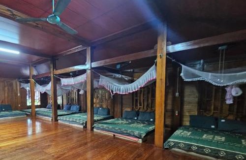 Yen Minh House | Cozy Du Già Lô Lô Homestay: Family-Friendly Retreat