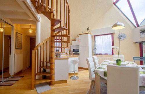 Vannes House | Discover du Parc du Golfe - Vannes with Ocean Views & Pool
