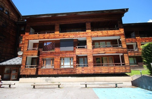 Saint-Jean-dʼAulps Apartment | Duplex Apartment with Pool Access at Saint Jean d'Aulps