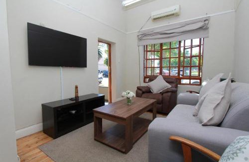 Adelaide Bed & Breakfast | Du Randt Luxury Accommodation