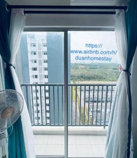 Kampung Rawa Apartment | Experience Duan Homestay: Oceanfront Pool & High Ratings