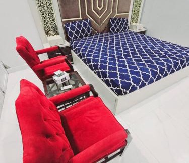 Karachi House | Comfortable Dubai Guest House in Karachi with Ocean View