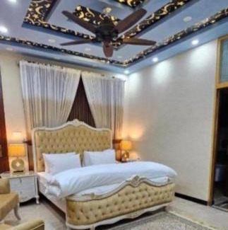Karachi House | Comfortable Dubai Guest House in Karachi with Ocean View