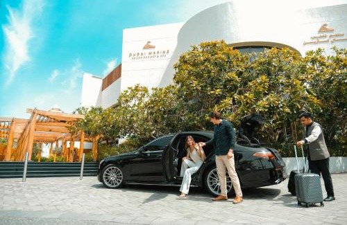Jumeira 1 Resort | Elegant Dubai Marine Beach Resort & Spa with Oceanfront Views