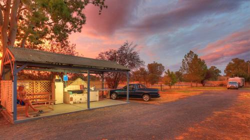 Dubbo Resort | Pet-Friendly Dubbo Midstate Motor Park with Pool & Kitchen
