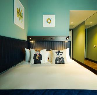 Dublin Hotel | Discover Dublin One: Family-Friendly with Complimentary Breakfast