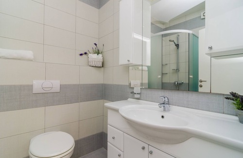 Duboka Apartment | Oceanfront Villa Duboka: 2-Level Apartment by the Sea