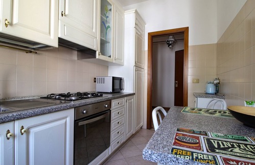 Pablo Apartment | Discover Ducal Park Residence 2: Pet-Friendly Retreat