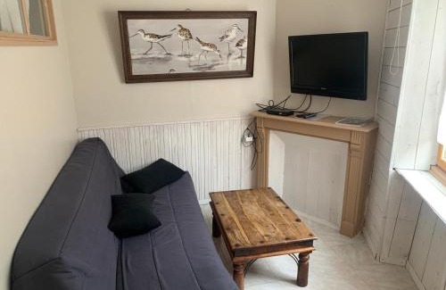 Ducey Apartment | Family-Friendly Stay Near Mont Saint Michel & St Malo