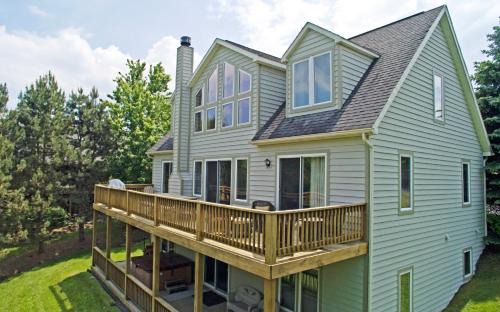 McHenry House | Discover Duck Cove at Wisp: Pet-Friendly Family Retreat