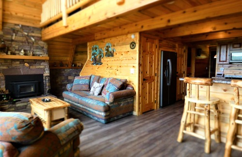 Meadow View Heights Cabin | Family and Pet Friendly Cabin with Spectacular Views