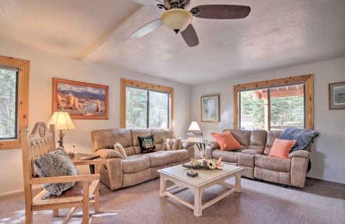 Meadow View Heights House | Cozy Duck Creek Village Cabin with Deck on Half Acre