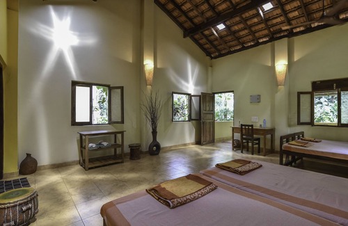 Cormonem House | Guest Rated 10/10 at Dudhsagar Plantation with Pool & Spa