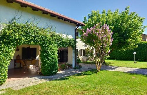 Casale sul Sile House | Discover DUE QUERCE: Family-Friendly Hotel with Breakfast