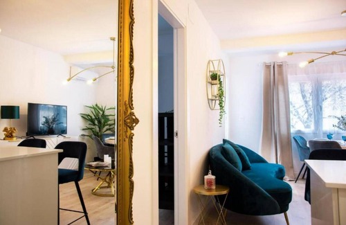 Plaza de Toros-Doctores-San Lazaro Condo | Stay Near the Plaza de Toros in Granada, Family-Friendly!