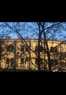 Plaza de Toros-Doctores-San Lazaro Apartment | Stay Near the Iconic Plaza de Toros in Granada