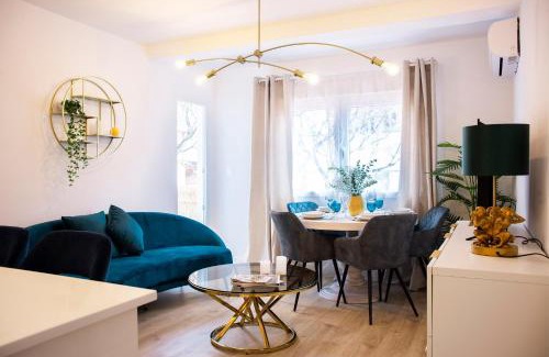 Plaza de Toros-Doctores-San Lazaro Apartment | Stay Near the Iconic Plaza de Toros in Granada