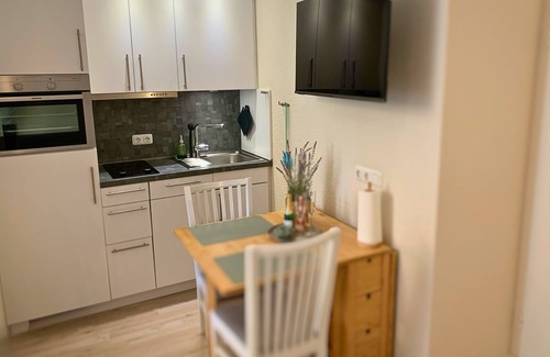 Duhnen Apartment | Coastal Retreat: Duhnentraum with Ocean View & Spa Amenities