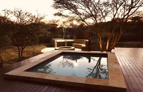 Leeupoort Villa | Duiker Lodge: Oceanfront Retreat with Spa & Pool Access