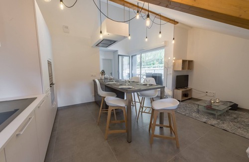 Duingt Apartment | DUINGT - Idyllic Stay Between Lake and Taillefer