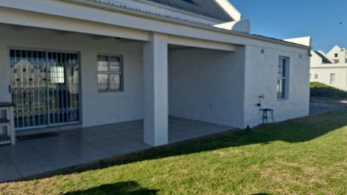 Dwarskersbos House | Family-Friendly Retreat at Duintjie Dwarskersbos