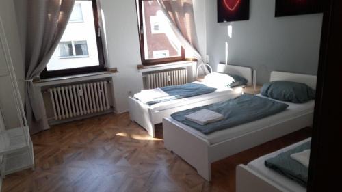 Mittelmeiderich Apartment | Top-Rated Duisburg Studio with Family-Friendly Amenities
