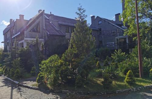 Radruz Hotel | Pet Friendly DUKAT: Family & Accessible Stay Awaits