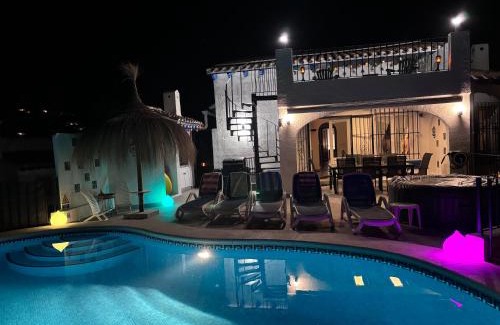 Monte Pego Villa | Discover Dulce Carlota: Pet-Friendly Oceanfront Retreat