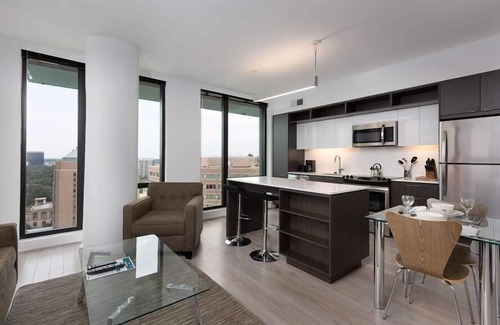 Reston Apartment | Convenient Stay Near Dulles Airport & Home Depot, Close to DC