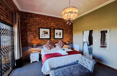 Emakhazeni Apartment | Top-Rated Dullstroom Manor Game & Trout Lodge Experience