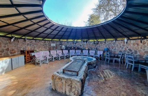Emakhazeni Apartment | Top-Rated Dullstroom Manor Game & Trout Lodge Experience