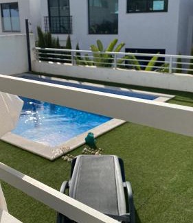Salema House | DuMar Beachouse: Guest Rated 8.9 with Oceanfront Views