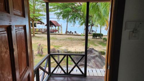 Tioman Island Resort | Oceanfront Retreat at Dumba Bay Tioman with Family-Friendly Perks