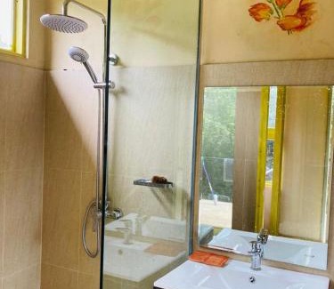 Udadumbara Villa | Experience Family Fun at Dumbara Breeze - Rated 10/10
