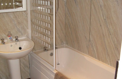 Dumfries House | Discover Dumfries Villa: Family-Friendly with Breakfast Included