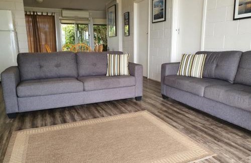 Melville House | Beachfront Bliss at Dun Workin - Family-Friendly Escape