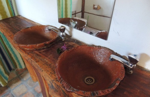 Inhambane Cabin | Relax at Duna Lodge: Ocean Views & Spa for Families