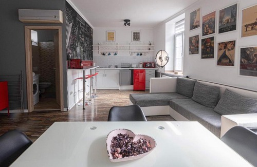Szentendrei Apartment | Guest Rated 10/10: Dunakavics Boutique Apartman Szentendre