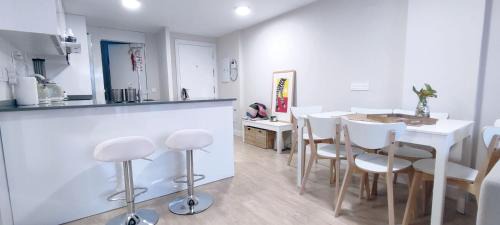El Morche Apartment | Beachfront Dunas Apartment with Pool & Ocean Views