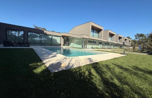 Ofir House | Relax at Dunas D'Ofir Village with Ocean Views & Pool