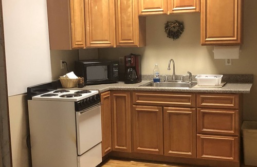 Baldwinsville Apartment | Experience Dunbar Island Loft with Canal Views & Spa Amenities