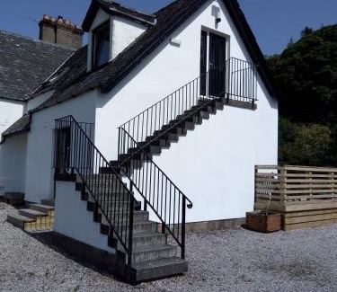 Lochgilphead Bed & Breakfast | Elegant Dunchraigaig House: Guest Rated 9.5 with Breakfast