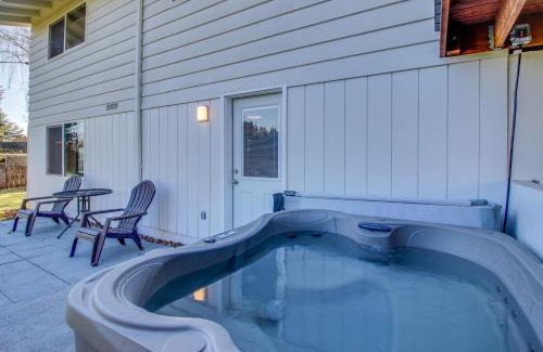 Dundee House | Discover Dundee Wine Country View: Family & Pet Friendly Stay