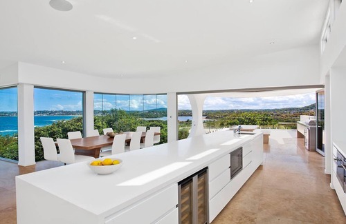 Forresters Beach House | Beachfront Escape at Dunderave - Rated 10/10 by Guests